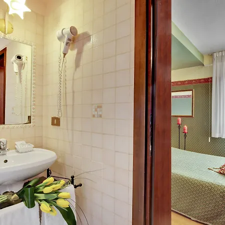 Guest house Locanda Antico Fiore 4*
