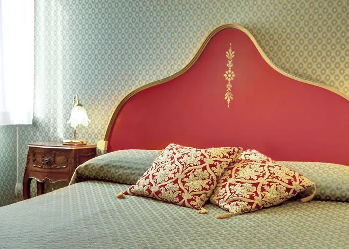 Antico Fiore Πανσιόν 4*