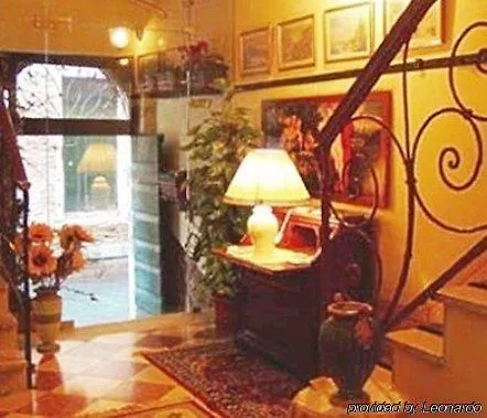 Πανσιόν Antico Fiore 4*